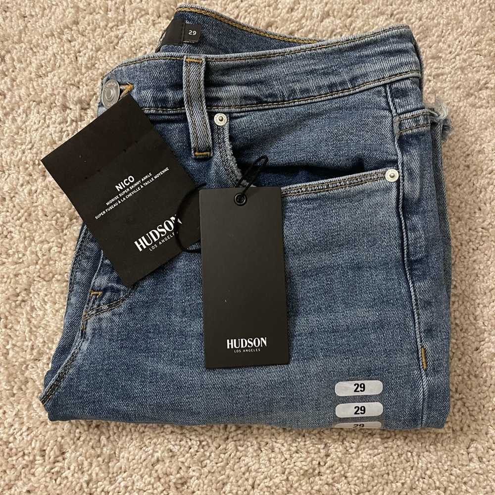 New- Nico mid rise super skinny ankle NWT